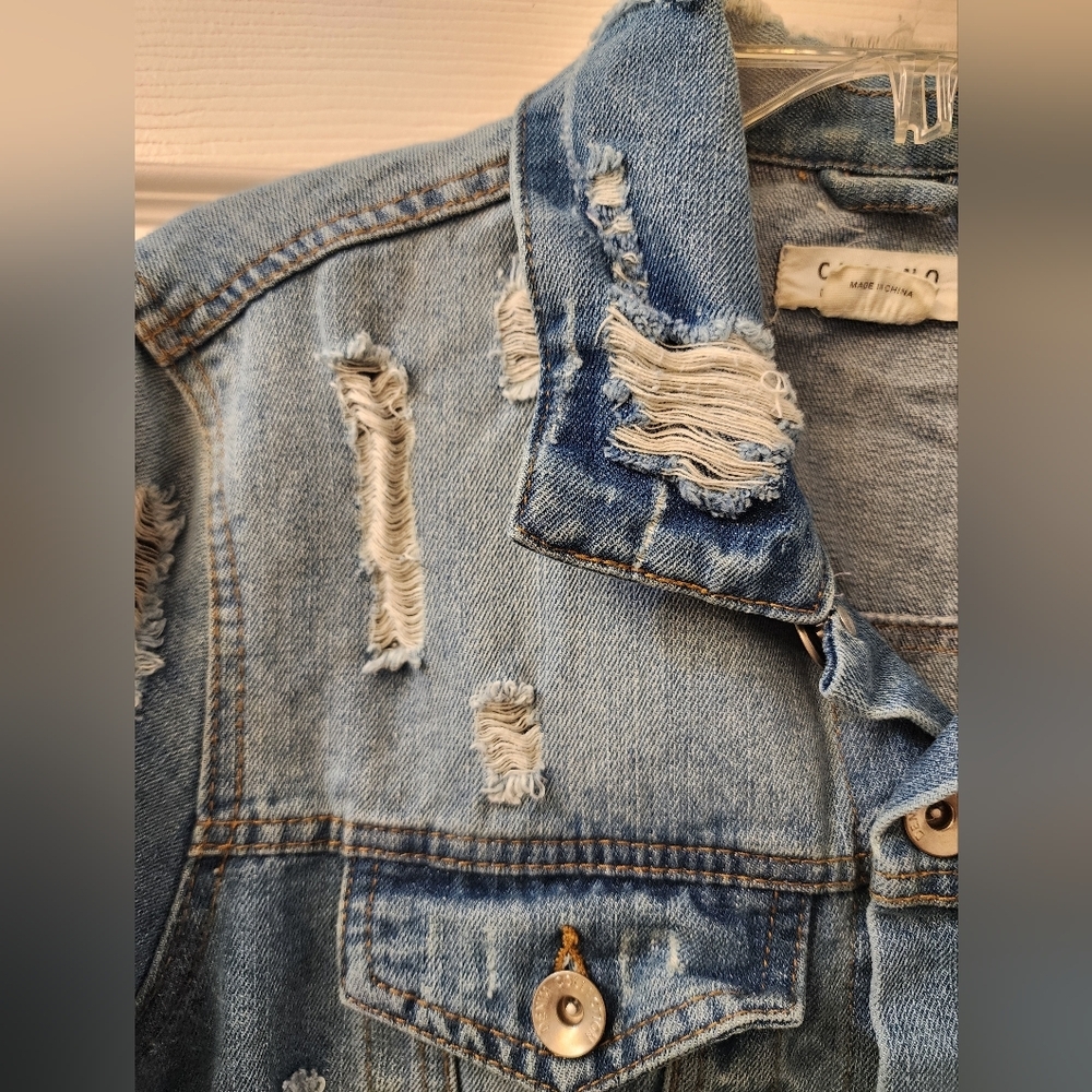 Ci Sono Distressed Light Wash Denim Trucker Jacket - Small - Edgy Streetwear - Picture 6 of 15
